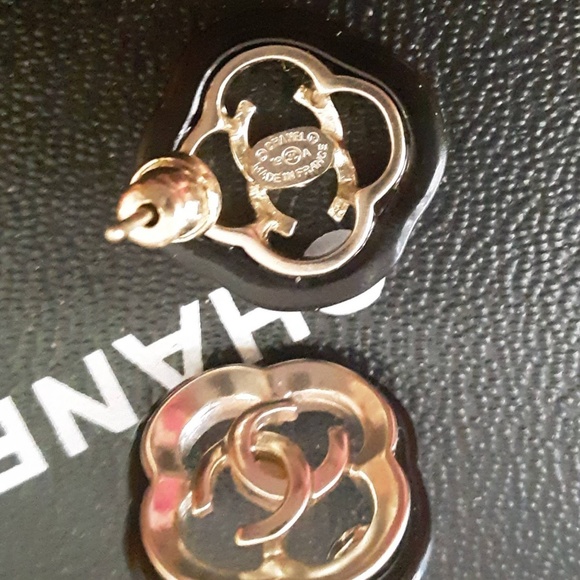 Chanel Silver Resin Earrings! - Picture 3 of 3